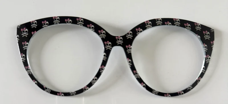 PAIR Zuri Topper; skulls and cross bones with bows