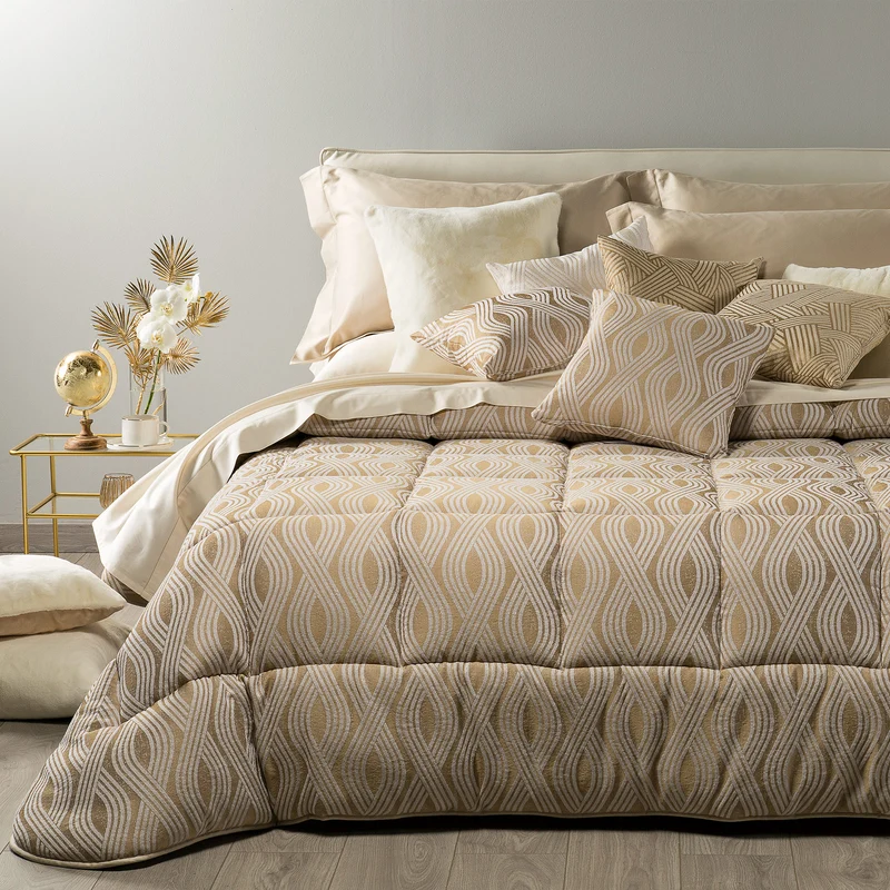 Trapunta abbraccio Floreale in Raso Jacquard 300 gr/mq