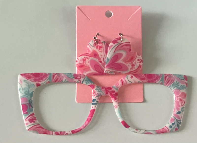 NEW Murphy Topper; hybrid; pink hearts and flowers with matching earrings