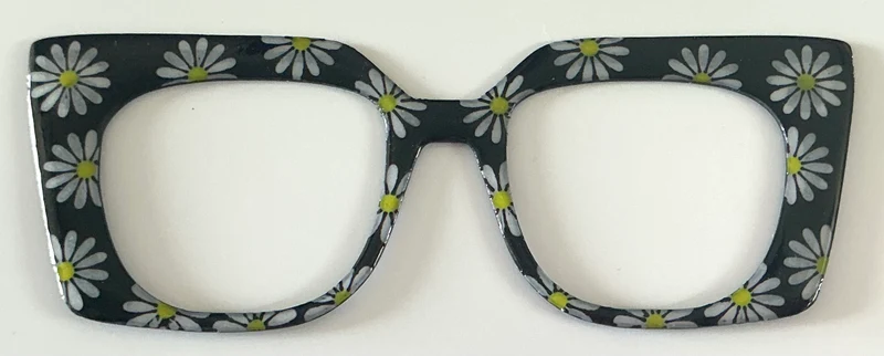 Murphy Topper; Busy Bee; daisies on black