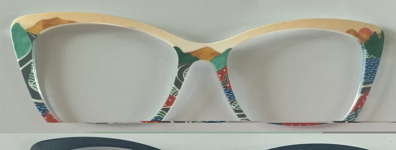 PAIR Wanda Topper; mountain scene