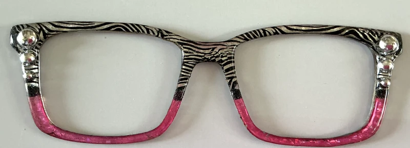 Kirby Topper; Busy Bee; zebra/pink split with embellishments
