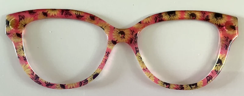 Quinn Topper; Busy Bee; sunflowers on pink