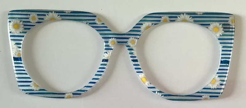 Zuri Topper; Busy Bee; hybrid; daisies on blue and white stripes