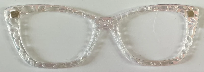 Wanda Topper; clear cut-out