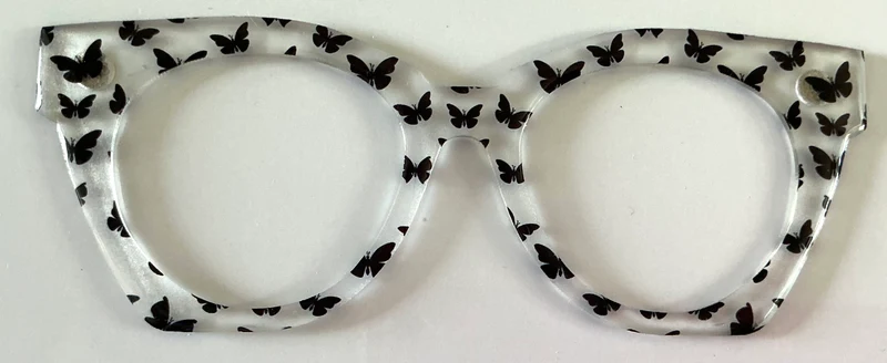 Zuri Topper; Busy Bee; hybrid; black butterflies on frost