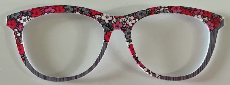 Brook Topper; white, red, and pink flowers on gray
