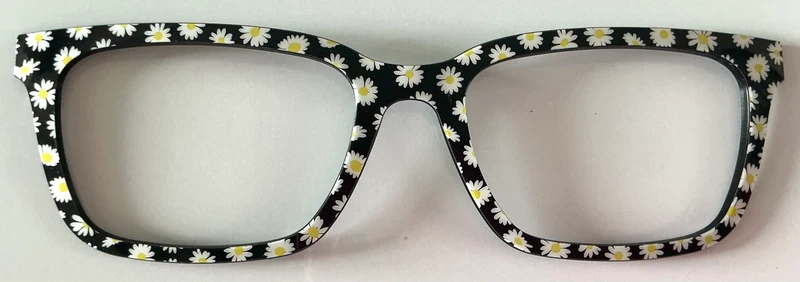 PAIR Larkin Topper; daisies