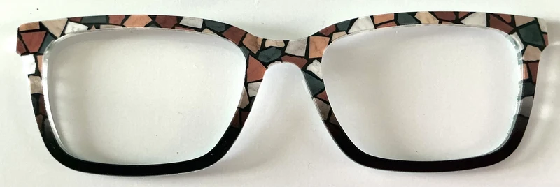 PAIR Larkin Topper; earth toned stones to black fade