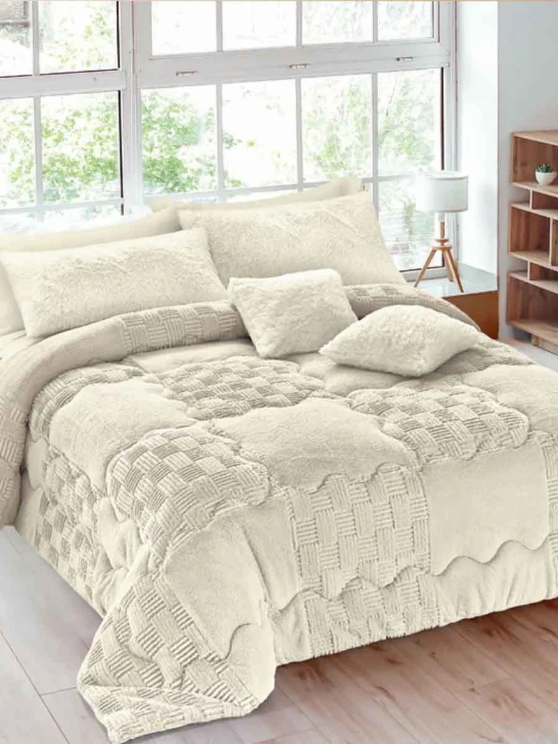 Trapunta Pelliccia Imbottita Effetto Piuma Delia - Ferrari
