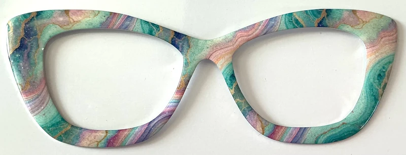 Wanda Topper; Thick, Lea’s Metal Treasures resined by Alison, pastel marble
