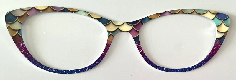Ella Topper; metal; dark toned mermaid scales/glitter fade