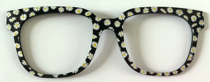PAIR Murphy Topper; daisies on black