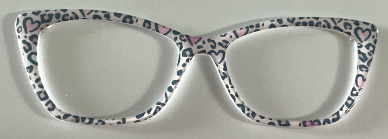 Wanda Topper; pale pink hearts