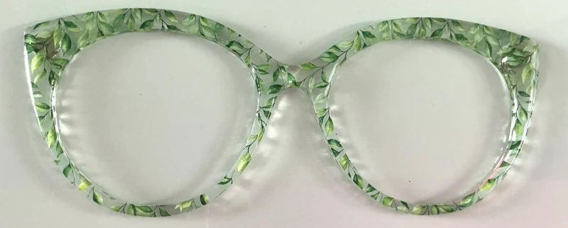 Zuri Topper; translucent; leaves