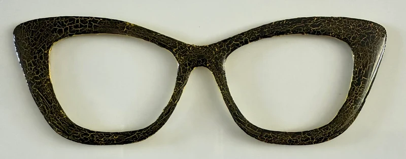 Wanda Topper; thick; black and gold crackle