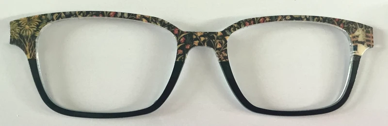 PAIR Finley Topper; garden with horses/black split