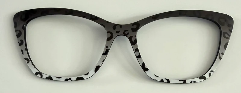 PAIR Wanda Topper; gray leopard gradient