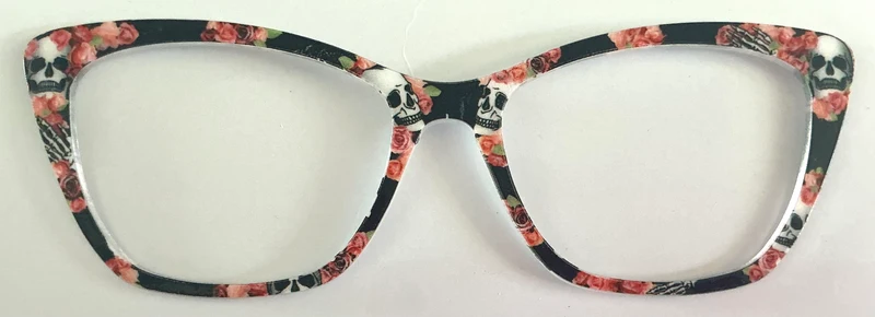 PAIR Wanda Topper; skulls and roses