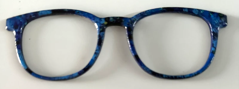 Soto Topper; blue/black glitter tort; resined