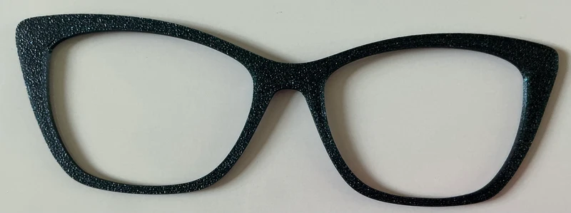 Wanda Topper; gray/black blank