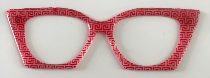 Quinn Topper; Busy Bee; hybrid; red geometric pattern