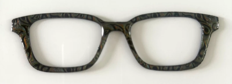 Finley Topper; Busy Bee; black pattern on light orange/blue/green ; RESINED