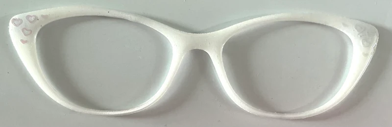Ella Topper; white with corner hearts