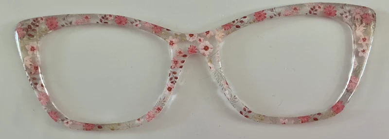 Wanda Topper; translucent pink flowers