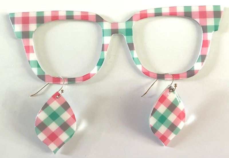 Murphy Topper; hybrid; pastel red/pink and green plaid; matching earrings