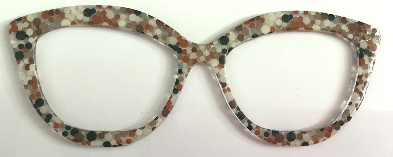 Wan-Zuri Topper; Kiki’s Crafty Designs; green and brown paint dots