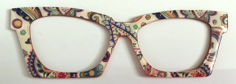 Wanda Case Topper; classic paisley