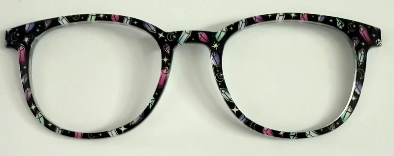 PAIR Reese Topper; crystal geodes in space