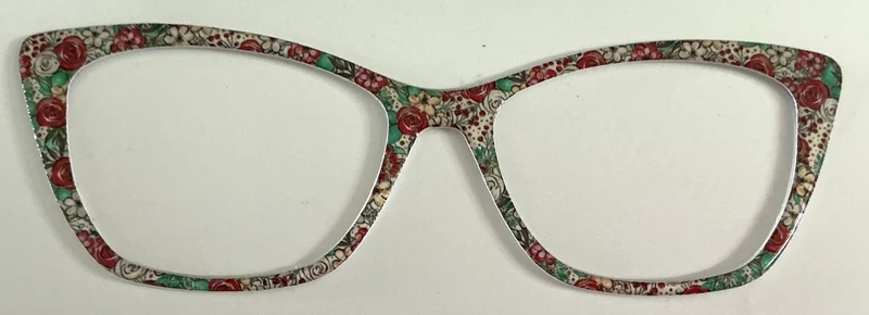 Wanda Topper; white and red roses