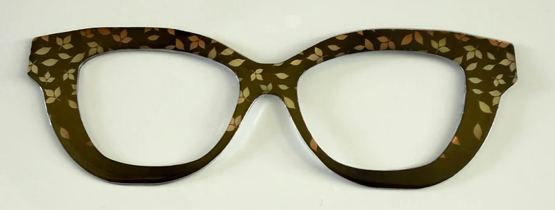 Wanda Topper; The Simple Topper; gold leaves on brown