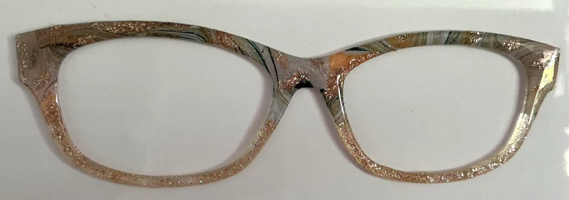 Addison Topper; Topper Diva; swirls with golden shimmer