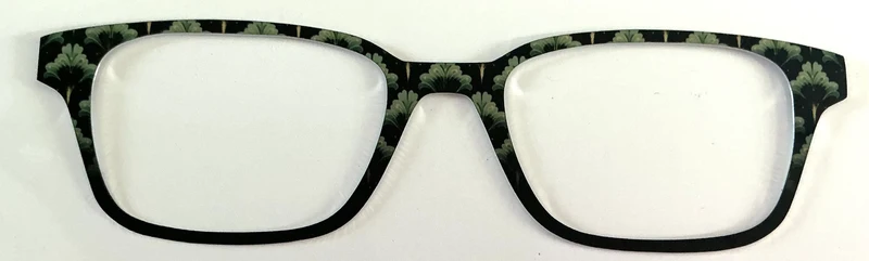 Finley Topper; metal; green design to black fade