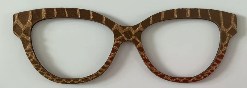 Quinn Topper; Laser Nonna; gold alligator scales