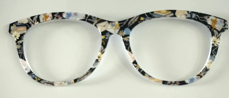 PAIR Brook Topper; letters