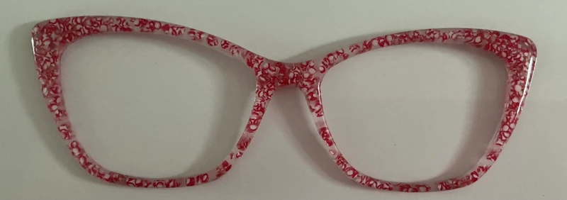 Wanda Topper; pink and white balls