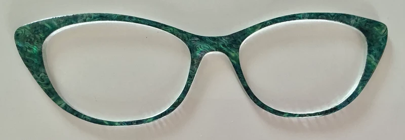 Ella Topper; green swirls