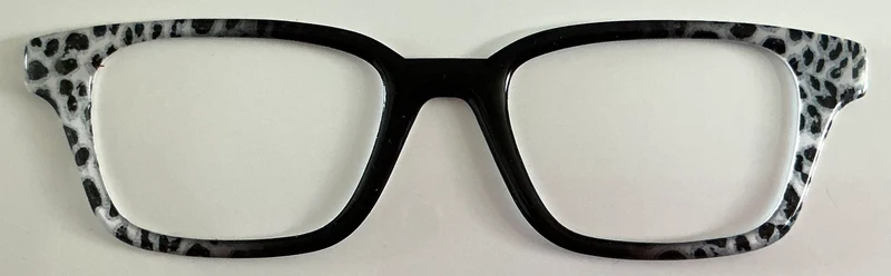 Finley Topper; gray animal print/ black vertical split