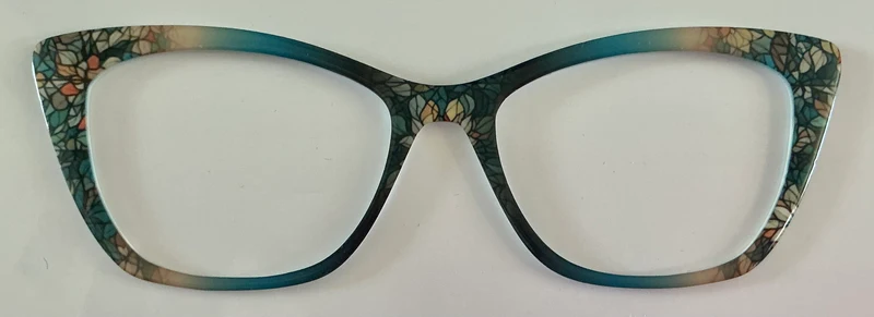 Wanda Topper; green stained glass