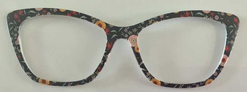 Wanda Topper; black with flowers