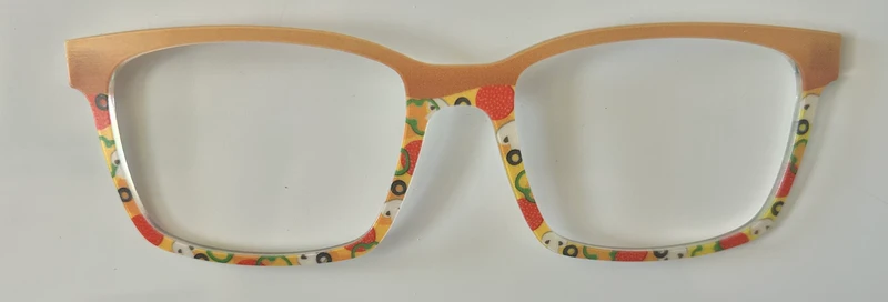 Pair Kirby Topper; pizza