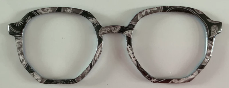 Rowan Topper; black and gray paisley