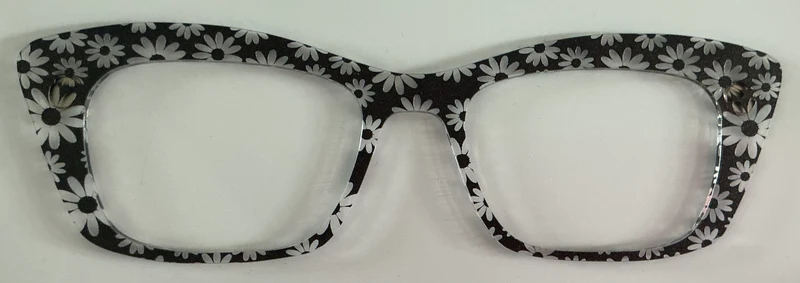 Finley Topper; Semi-Translucent Daisies