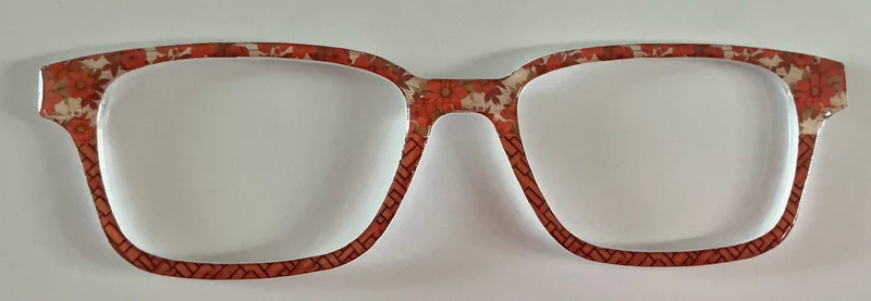 Finley Topper; Kady’s Toopers and Charms; red flowers/basket weave split