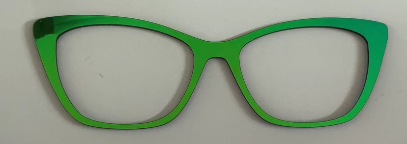 Wanda Topper; Green Mirror