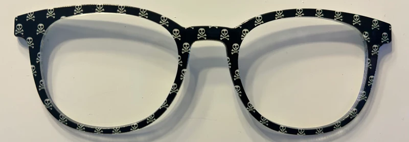 PAIR Reese Topper, black with skulls and crossbones